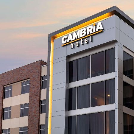 Cambria Hotel Omaha Downtown Екстер'єр фото